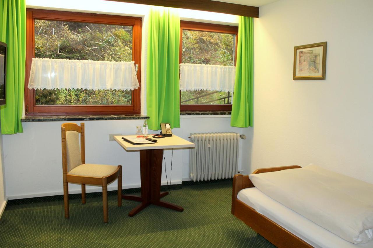 Hotel Am Bad-Wald Bad Liebenzell Exterior foto