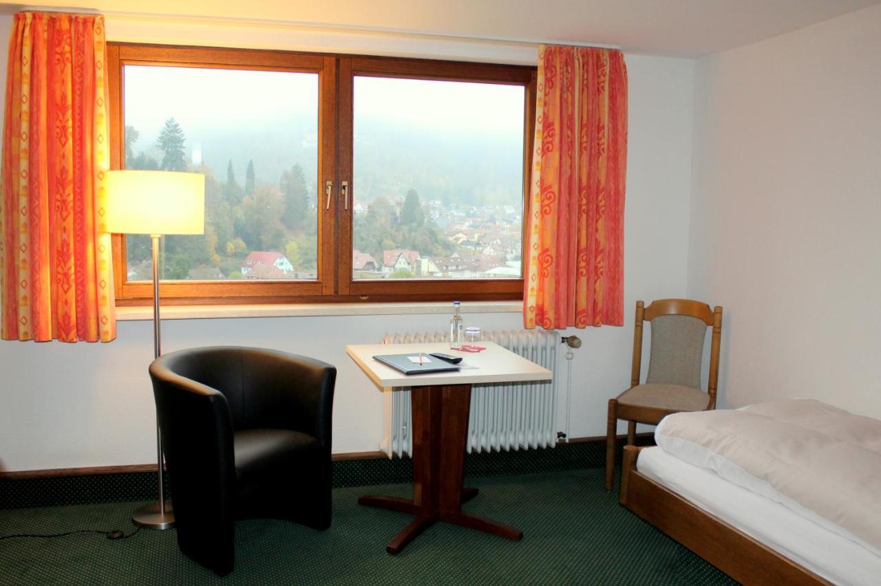 Hotel Am Bad-Wald Bad Liebenzell Exterior foto